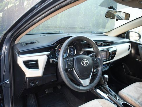 Used 2014 Toyota Corolla LE image 14