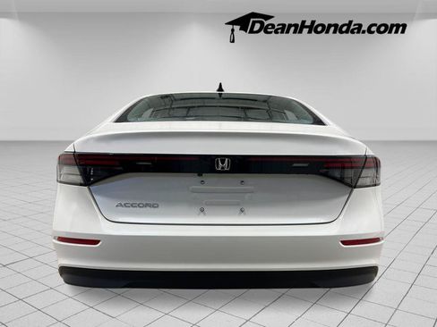 New 2026 Honda Accord SE image 4