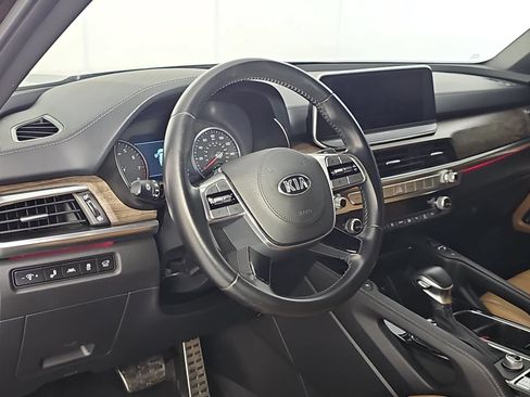 Used 2021 Kia Telluride SX w/ Towing Package FWD image 15
