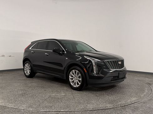 Used 2021 Cadillac XT4 Luxury FWD image 6