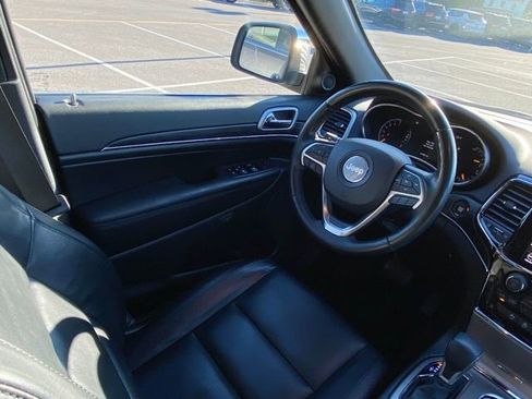 Used 2021 Jeep Grand Cherokee Limited image 26