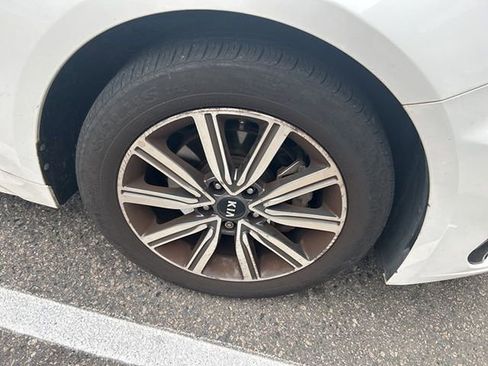 Used 2019 Kia Optima LX w/ LX 17" Wheel Package image 2
