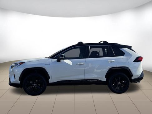 Used 2021 Toyota RAV4 XSE AWD/4WD image 4