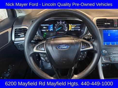 Used 2020 Ford Fusion SE image 10