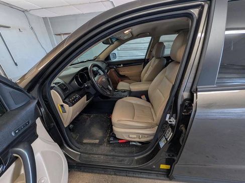 Used 2012 Kia Sorento EX w/ Premium Plus Pkg AWD/4WD image 21