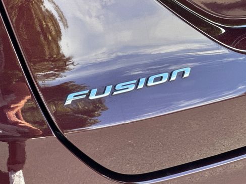 Used 2013 Ford Fusion SE FWD image 38