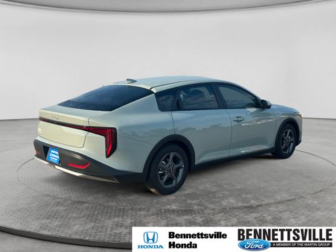 Used 2026 Kia K4 FWD image 5
