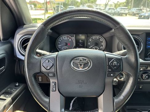 Used 2016 Toyota Tacoma TRD Sport w/ Towing Package RWD image 47