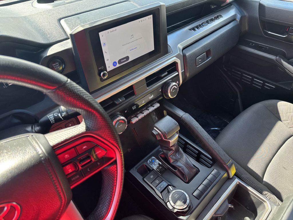 Used 2024 Toyota Tacoma SR5 AWD/4WD image 23