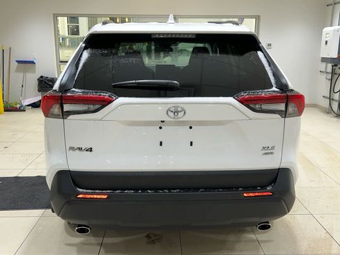 New 2025 Toyota RAV4 XLE image 7