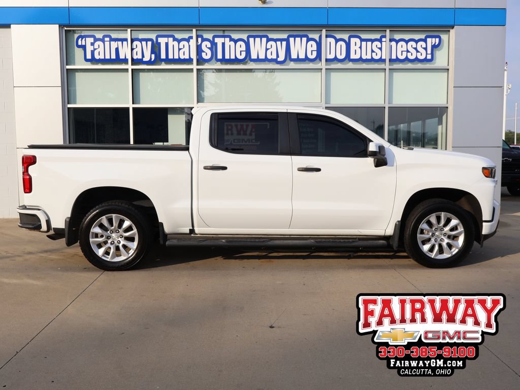 Certified 2022 Chevrolet Silverado 1500 Custom AWD/4WD image 1