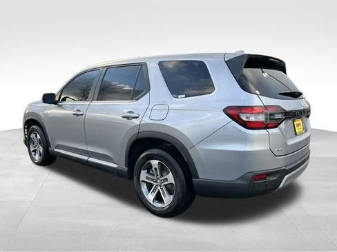 Used 2023 Honda Pilot EX-L image 5