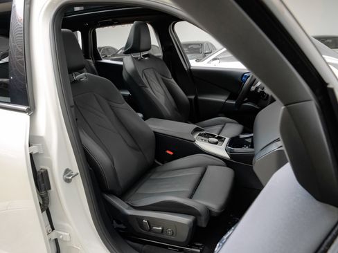 Used 2025 BMW X3 xDrive30i image 37