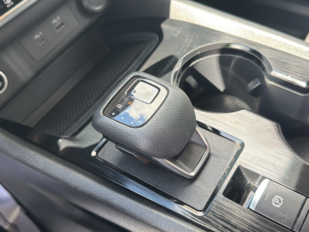 Used 2021 Nissan Rogue SV AWD/4WD image 45