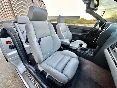 Used 1998 BMW M3 Convertible image 9