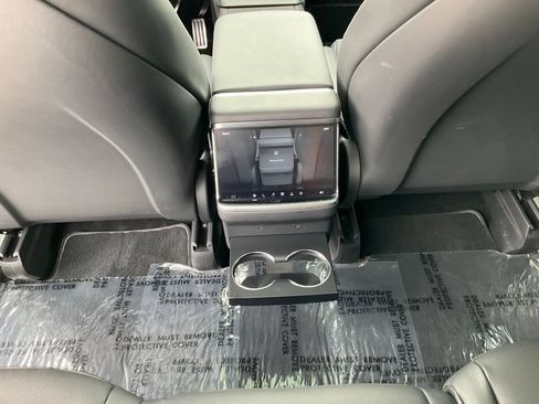 Used 2023 Tesla Model X AWD/4WD image 36