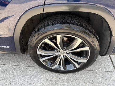 Used 2017 Lexus RX 450h AWD image 36