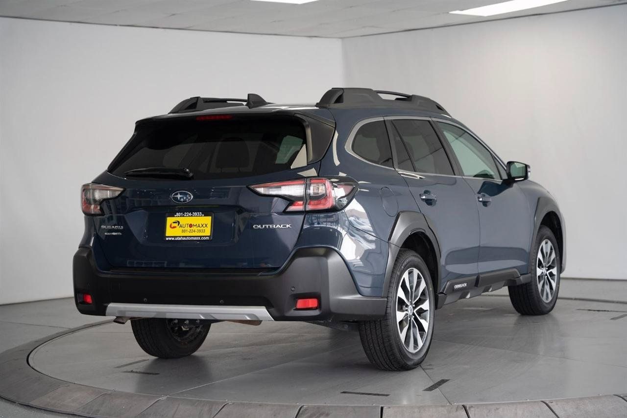 Used 2024 Subaru Outback Limited AWD/4WD image 8