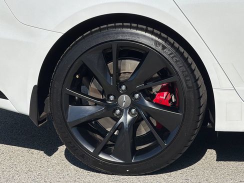 Used 2023 Genesis G70 3.3T w/ Sport Prestige Package RWD image 33