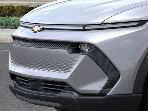New 2026 Chevrolet Equinox EV LT image 13
