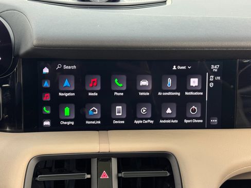 Used 2024 Porsche Taycan 4 Cross Turismo image 26