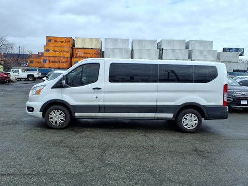 Used 2021 Ford Transit 350 XLT image 4