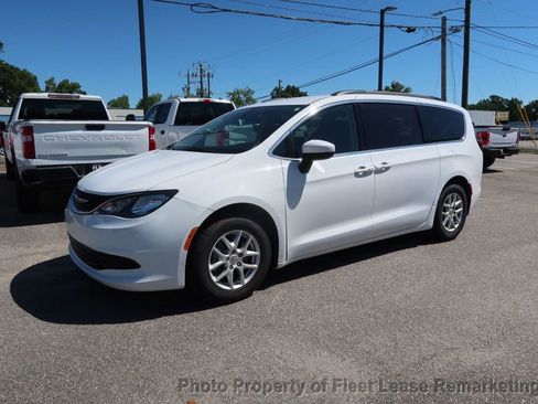 Used 2020 Chrysler Voyager Lxi FWD image 52