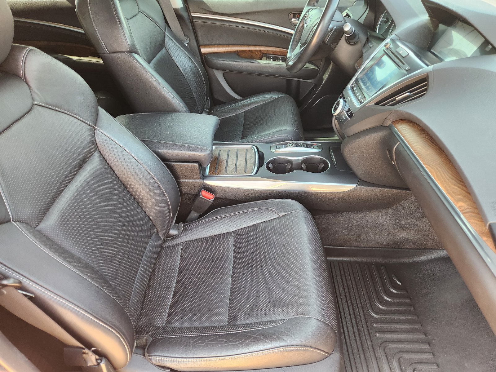 Used 2020 Acura MDX w/ Technology Package FWD image 17