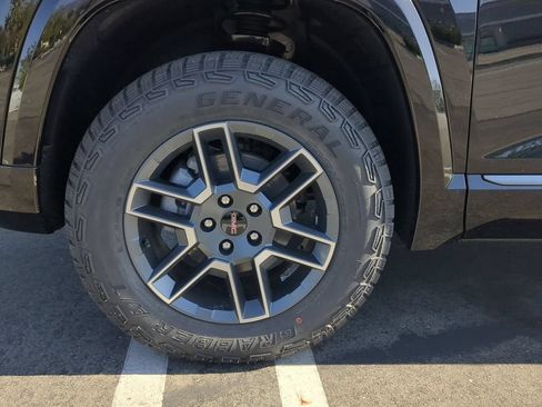 New 2026 GMC Terrain AT4 AWD/4WD image 26