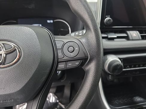 Certified 2025 Toyota RAV4 LE FWD image 15