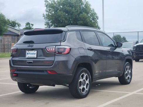 Used 2022 Jeep Compass Trailhawk w/ Trailhawk Convenience Group AWD/4WD image 7