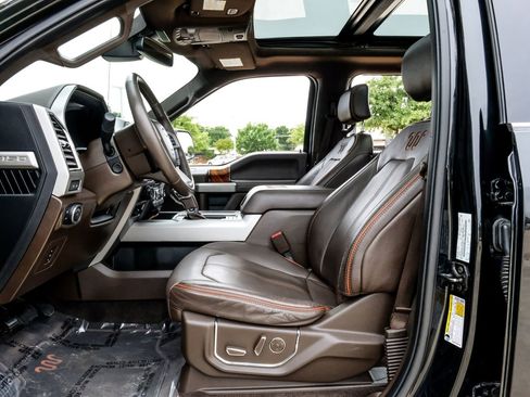 Used 2017 Ford F150 King Ranch w/ Equipment Group 601A Luxury AWD/4WD image 4