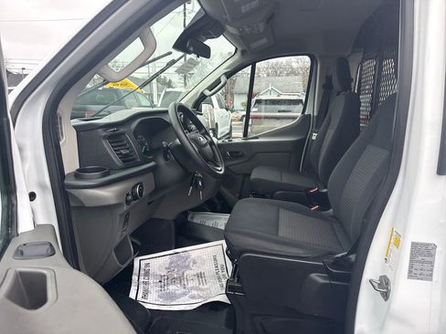 Used 2024 Ford Transit 250 Low Roof w/ Exterior Upgrade Package image 27