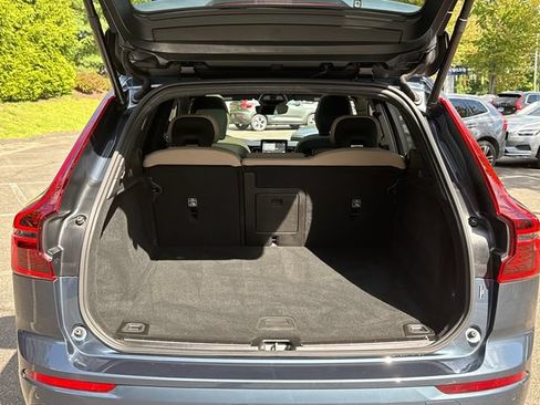 Used 2026 Volvo XC60 B5 Plus w/ Climate Package AWD/4WD image 25