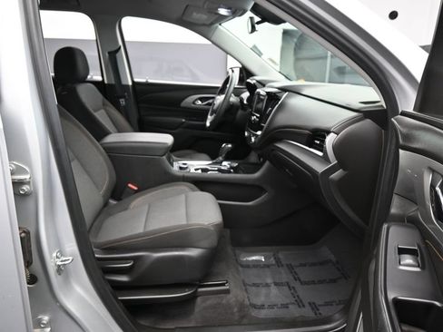 Used 2020 Chevrolet Traverse LS FWD image 37