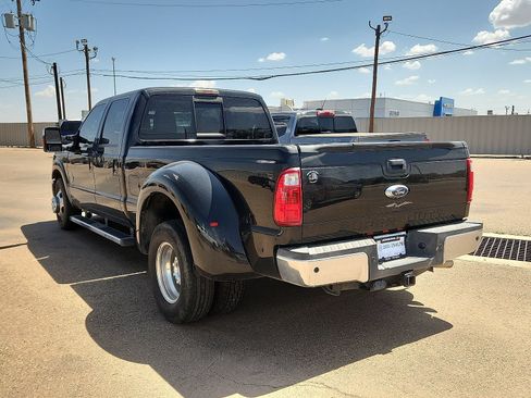 Used 2014 Ford F350 Lariat w/ Lariat Ultimate Package RWD image 2