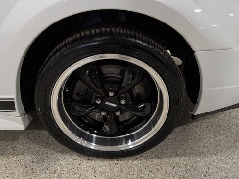 Used 2004 Ford Mustang Mach 1 RWD image 12