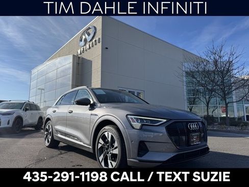 Used 2021 Audi e-tron Premium w/ Convenience Plus Package image 1