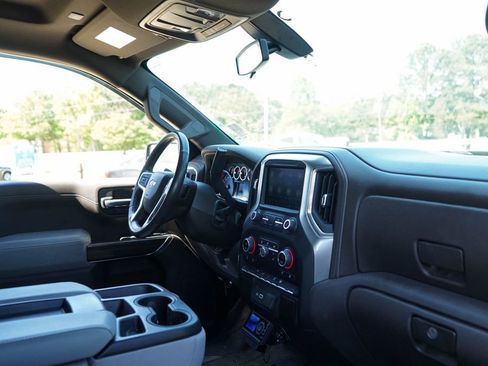 Used 2019 Chevrolet Silverado 1500 LT w/ Texas Edition image 13