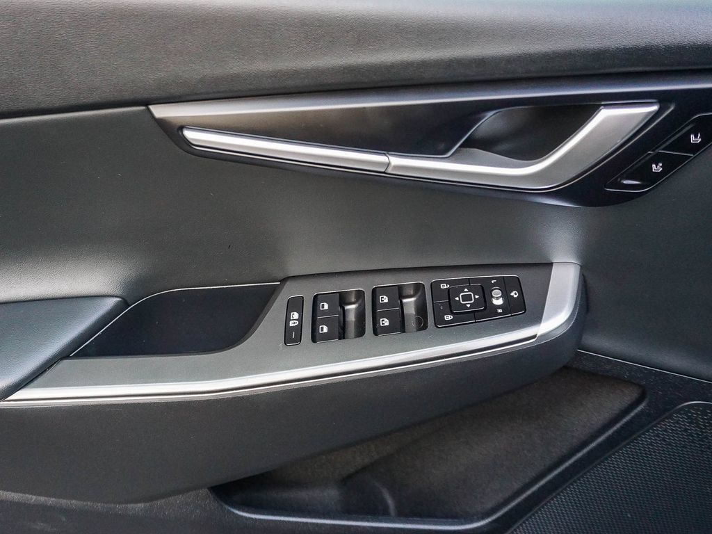 Certified 2024 Kia EV6 Light RWD image 19
