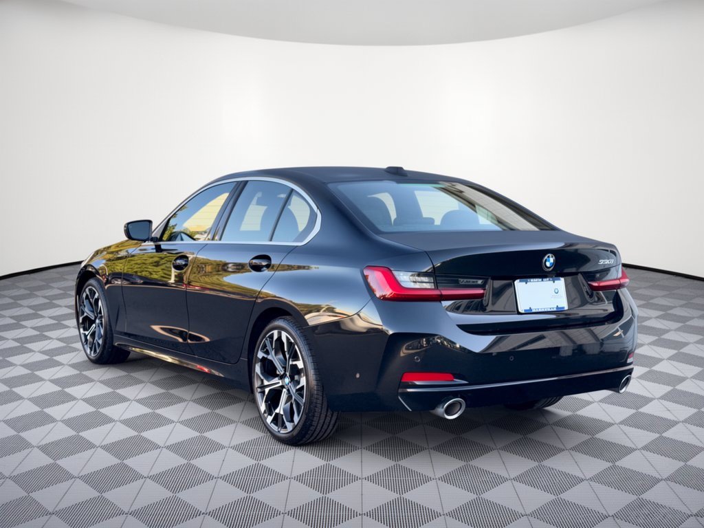 Certified 2026 BMW 330i Sedan RWD image 3