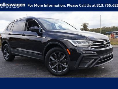 Certified 2022 Volkswagen Tiguan SE w/ Panoramic Sunroof Package