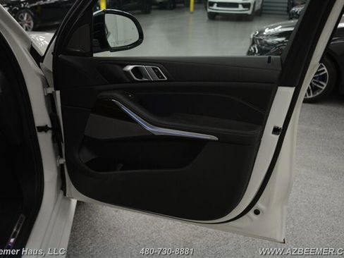 Used 2024 BMW X5 xDrive50e w/ M Sport Package image 41