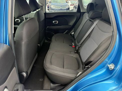 Used 2018 Kia Soul + image 22