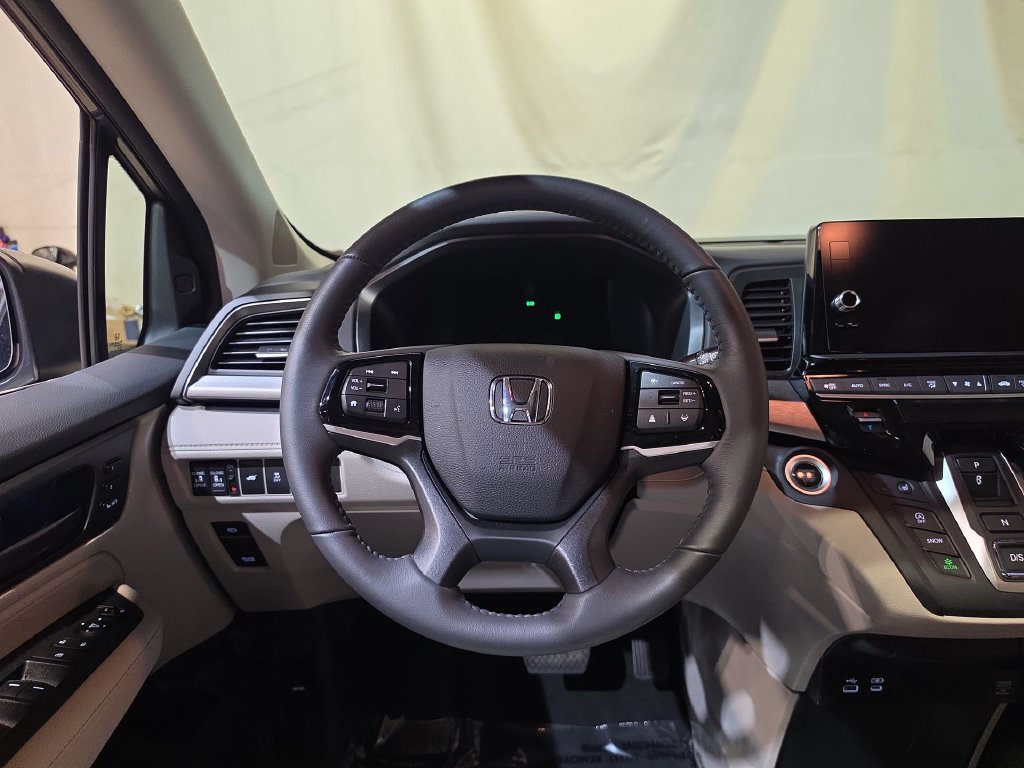 Certified 2026 Honda Odyssey EX-L image 11