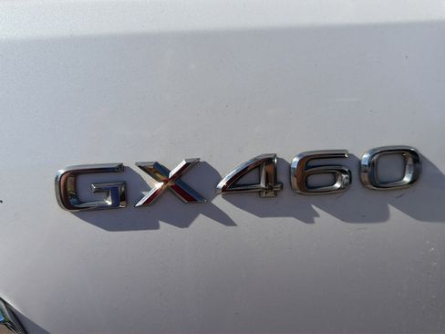 Used 2017 Lexus GX 460 Premium AWD/4WD image 36