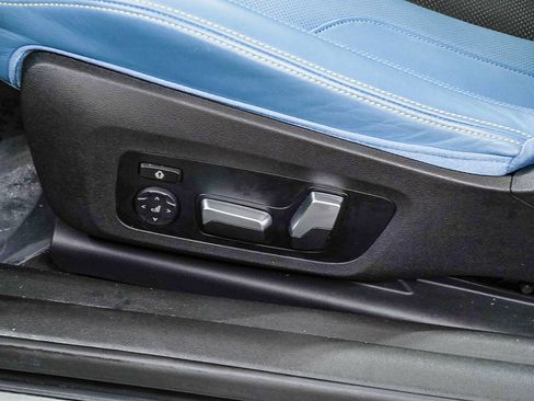 Used 2023 BMW M4 xDrive Competition image 22