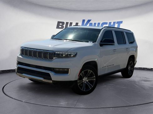 Used 2023 Jeep Grand Wagoneer 4WD image 1