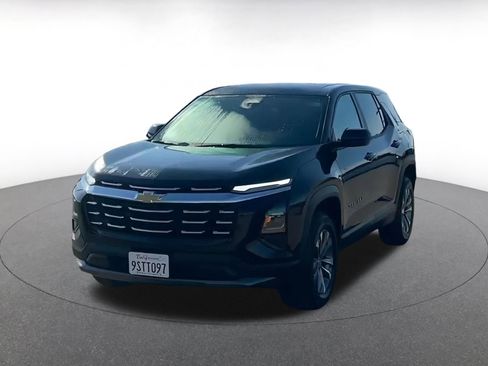 Used 2025 Chevrolet Equinox LT image 4