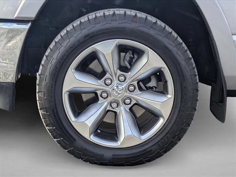 Used 2019 RAM 1500 Limited image 9